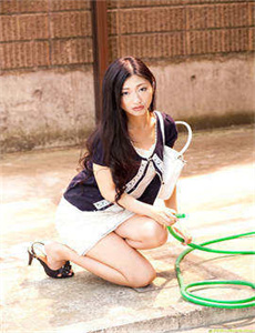 小女花不弃