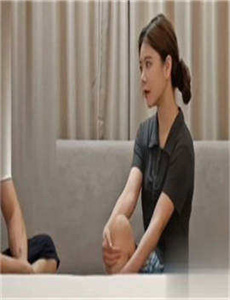 卖滛视频-美女赤裸露私密部位图片