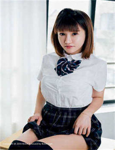 小蜜桃4[电视剧]免费观看高清-比基尼美女视频
