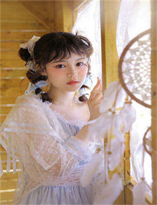 春光乍泄电影-岛田香奈