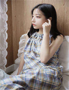 偷拍学校女厕小便视频在线-256色图片